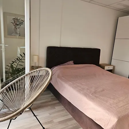 Apartment Anastasija Lux 3 *