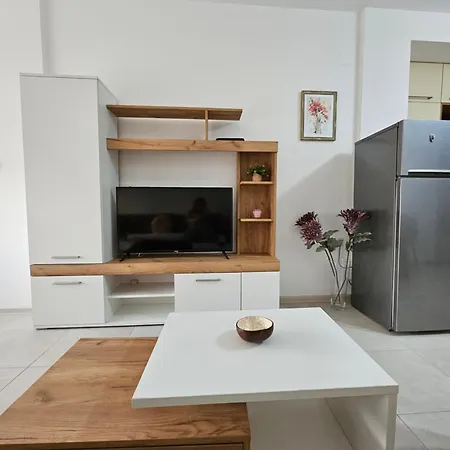 Anastasija Lux 3 Apartment